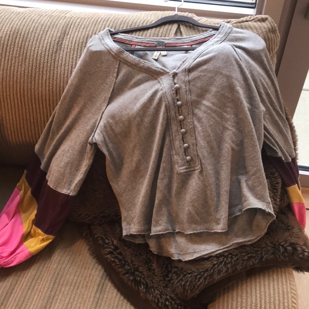 Comfy tunic with funky bell sleeves